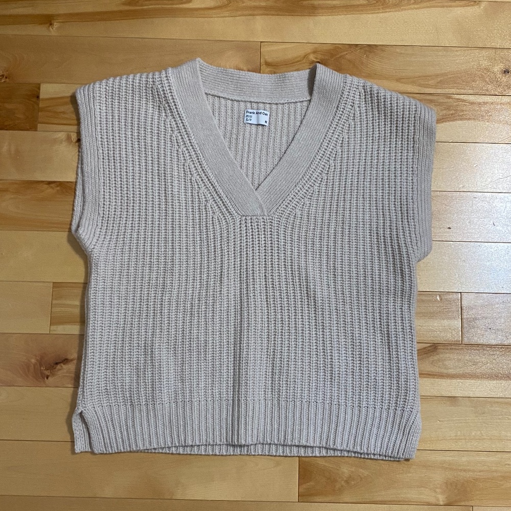 ✨NEW✨ FRANK & OAK WOMEN'S V-NECK CREAM WOOL KNIT SWEATER VEST, SMALL
